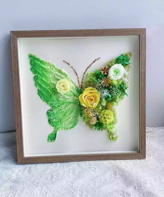 Butterfly falls in love with flowers